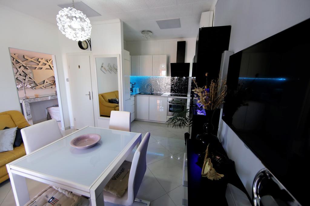 Villa Long Island Luxury Residence, Sali Dugi Otok-Private Parking,Next To Beach Dış mekan fotoğraf